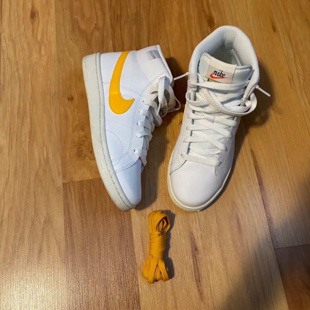 Nike Court Royale 2 Mid White University Gold Women’s 8 Sneakers DJ2005-100